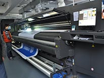 引进EFI 威特 GS5000r超宽幅卷对卷打印机